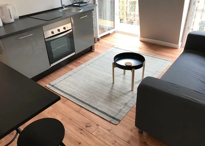 The George Flat Apartment *